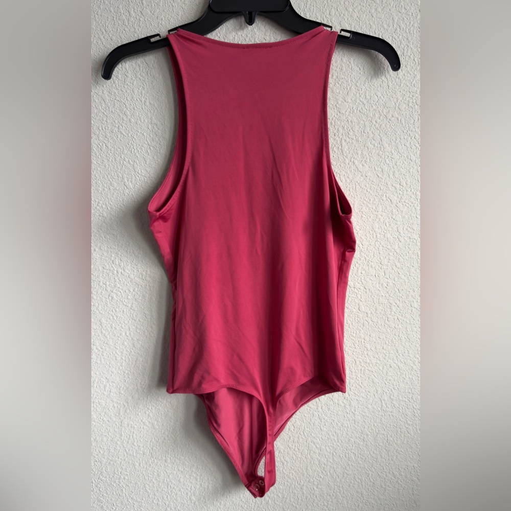 Express Pink Sleeveless Bodysuit Size Medium - Picture 2 of 3